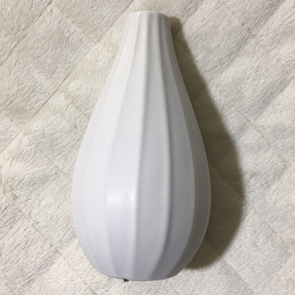 Small Vases - Picture 3 of 8